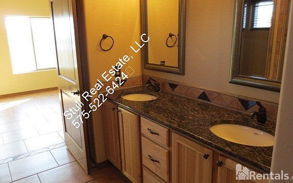 5th image of 959 Flora Vista Dr