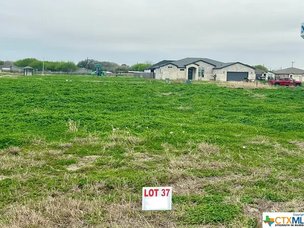 106 W Saint Francois Ave, Port Lavaca, TX 77979