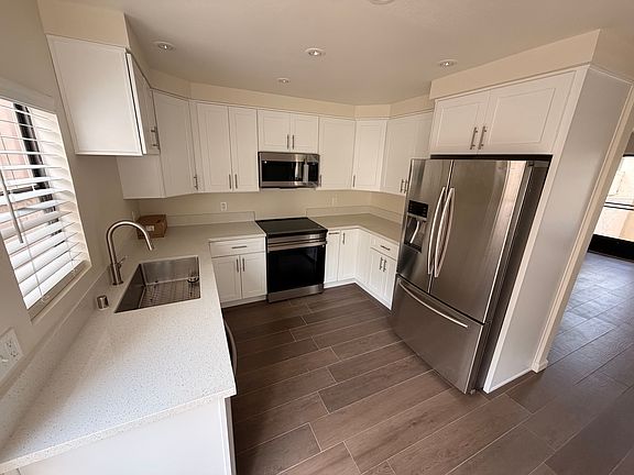 2nd image of 2752 Ariane Dr
