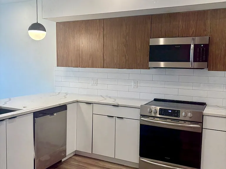 Stunning New Luxury Apartments at The Vienna — Photo 77