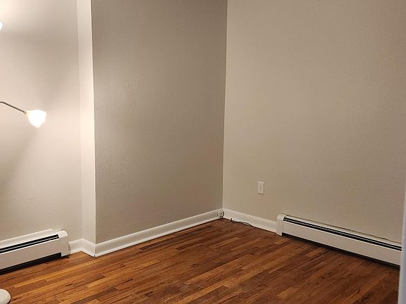 3rd image of 619 Cascade Ave #619