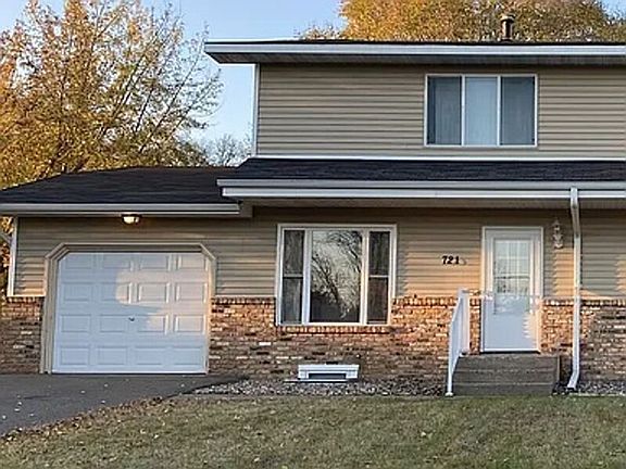 2nd image of 721 Circle Dr
