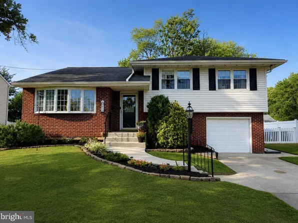 415 Preston Rd, Cherry Hill, NJ 08034