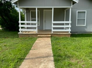 801 E 5th St, Coleman, TX 76834