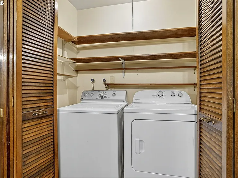 12855 SW Glenn Dr — Photo 18