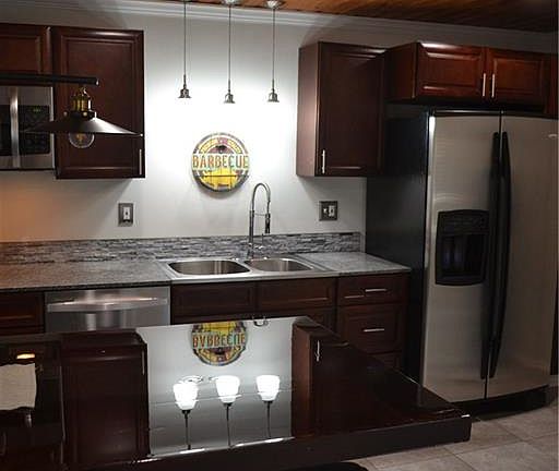4th image of 7248 Craigmere Dr