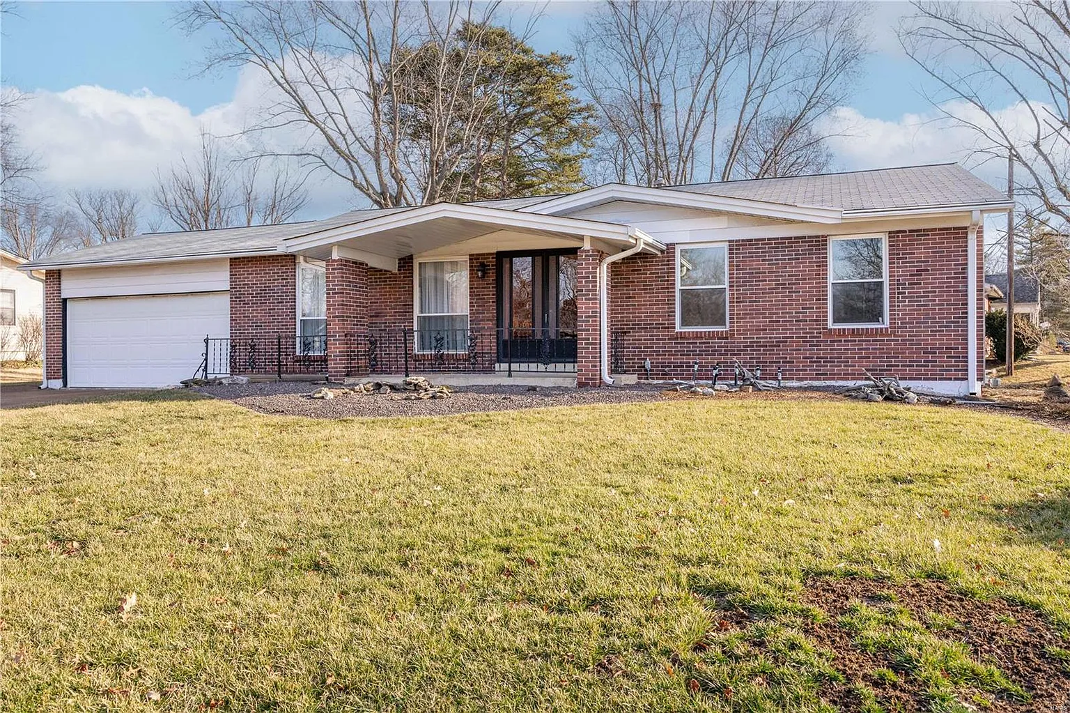 506 Stephanie Ln photo 1
