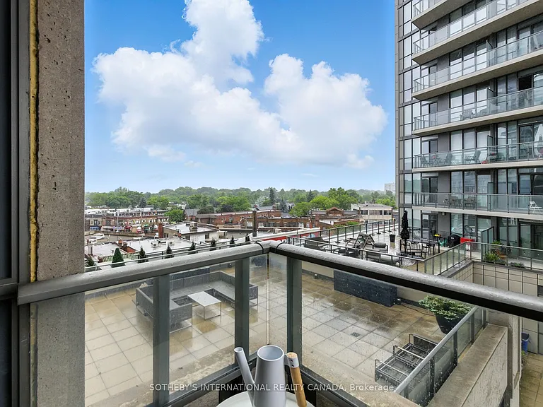 500 Saint Clair Ave W #502 — Photo 16