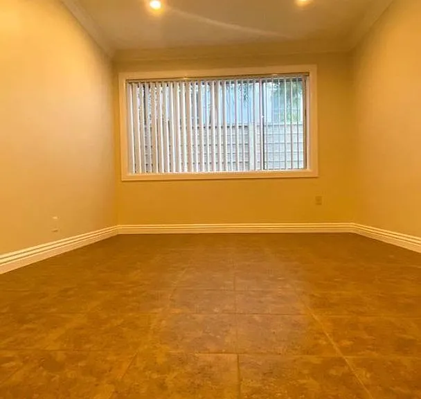 250 Cliff Dr — Photo 16
