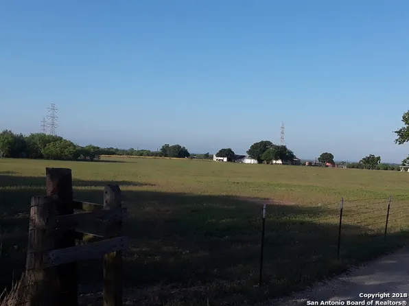 11893 Fischer Rd, Von Ormy, TX 78073
