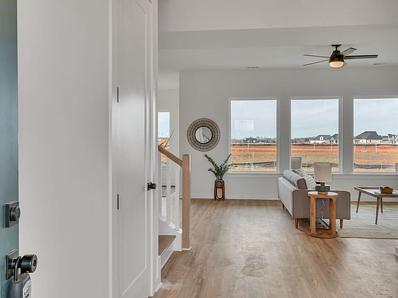 5th image of 10114 Crookedhorn Ct