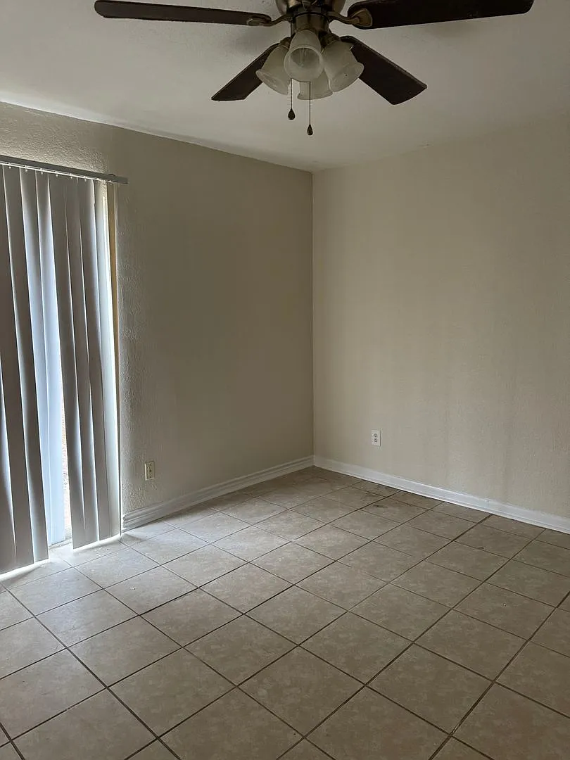 4505 Cannon St — Photo 3