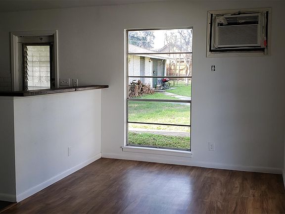 2nd image of 116 San Angelo