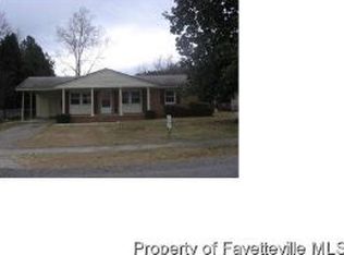 725 Montclair Rd, Fayetteville, NC 28314