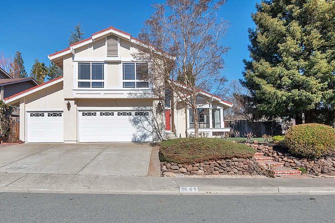 1st image of 2265 Lake Crest Ct
