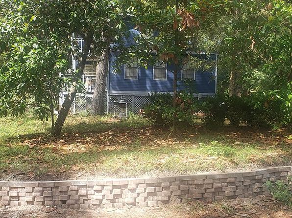 203 Lazy Hollow Ln