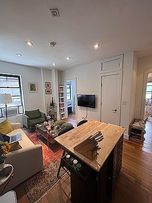 1st image of 218 W 22nd St #3W