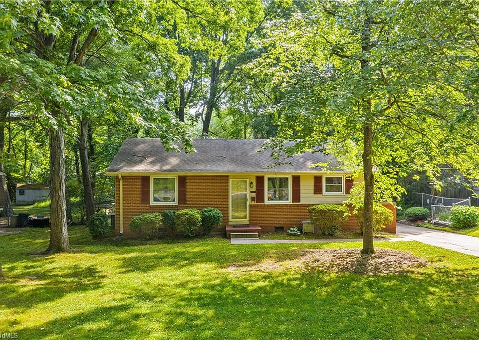 1st image of 2617 Robin Hood Dr