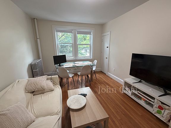 5th image of 120 Washington St #1