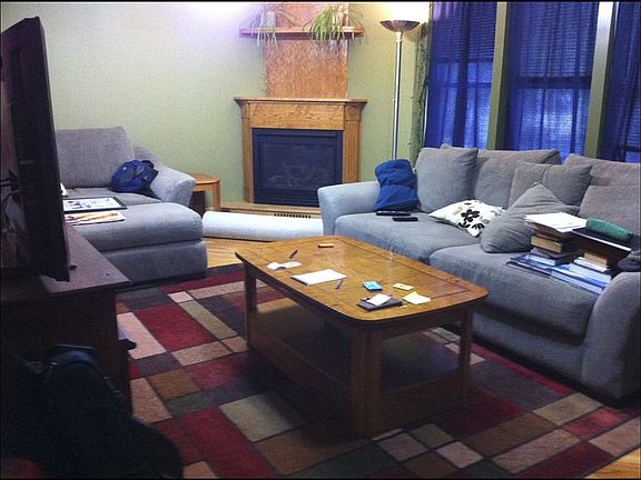 801_House_Living_Room