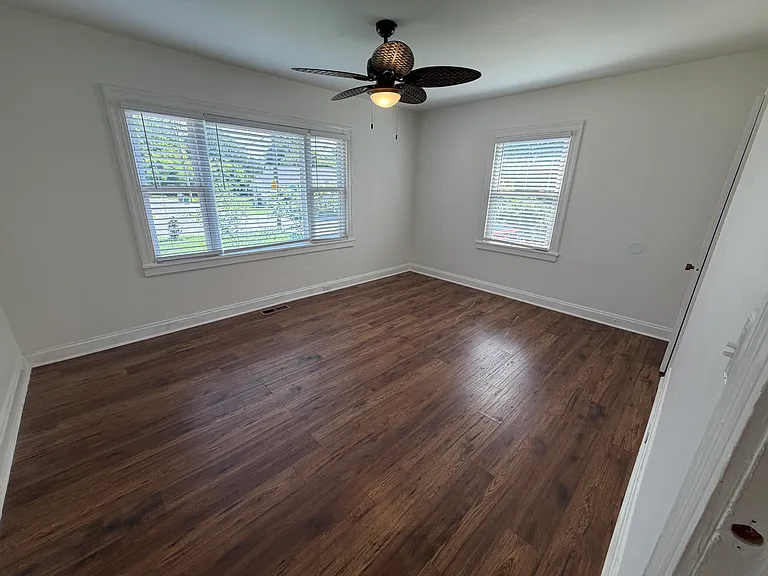 1240 Skyview Rd — Photo 23