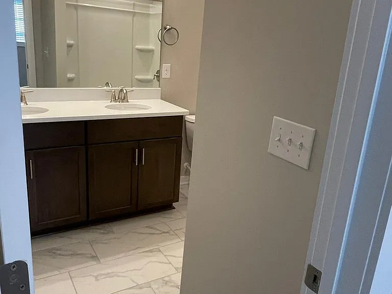 804 Lew Dr — Photo 10