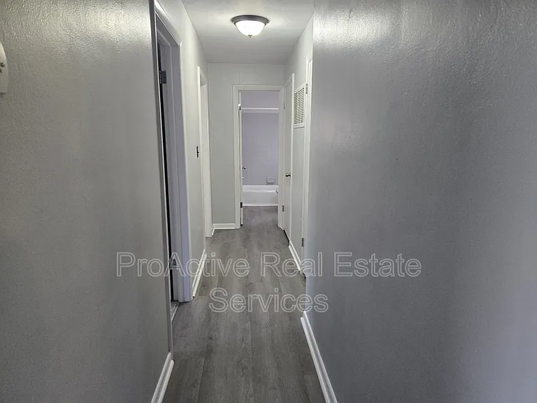 3875 Wake Cir #B — Photo 12