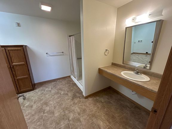 4th image of 731 Illinois Ave NW #5