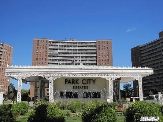 Sold by Ines Guerra Realty, Inc. | media 14