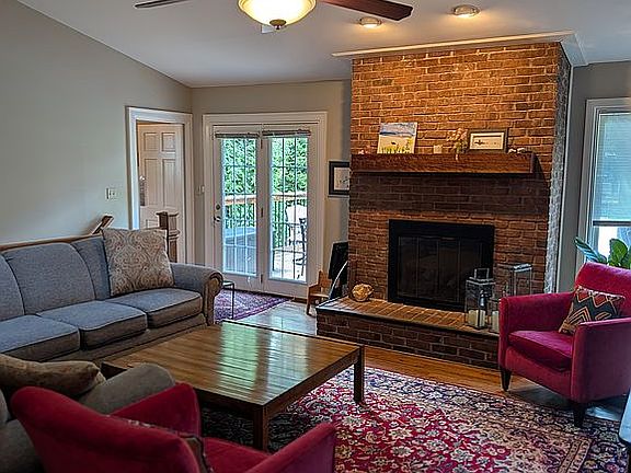 3rd image of 2456 Woodfield Cir