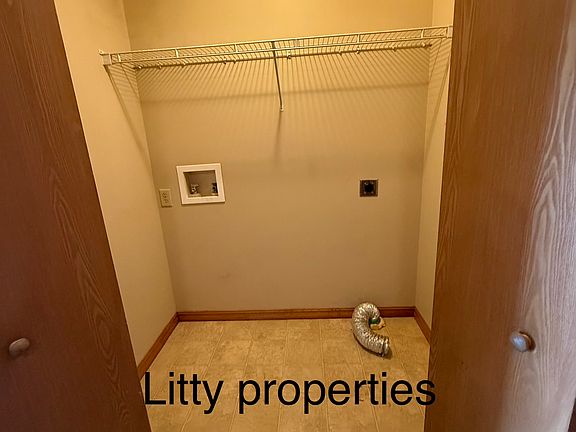 4th image of 109 Ryan Rd APT 8