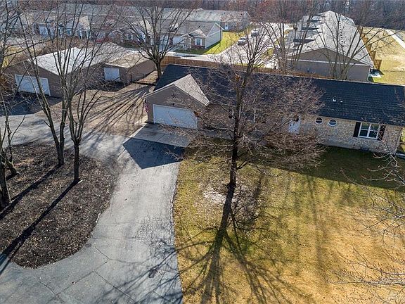 2nd image of 740 Brantly Ave