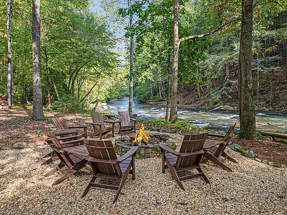 2nd image of 325 Whitewater Falls Trl