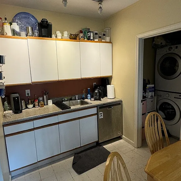 Justin Rd — Photo 2