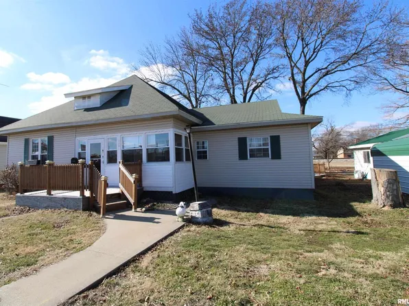 120 N Commercial St, Centralia, IL 62801