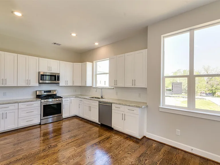 1815 Napa Creek Ln — Photo 14