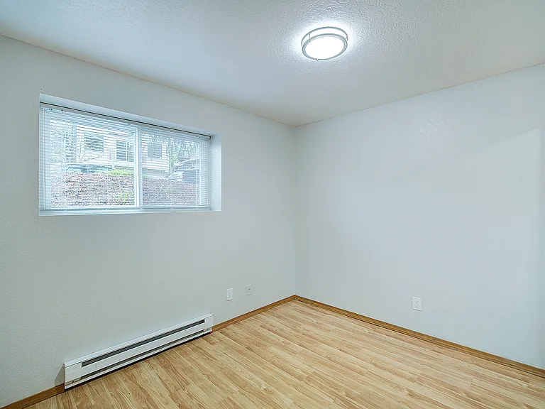 8500 Linden Ave N #B2 — Photo 8
