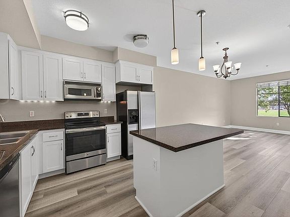 2nd image of 800 N 8th St Unit 103
