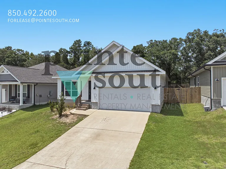 232 Camellia Dr — Photo 2