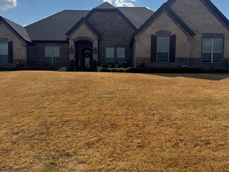 1st image of 329 Kenyon Ct