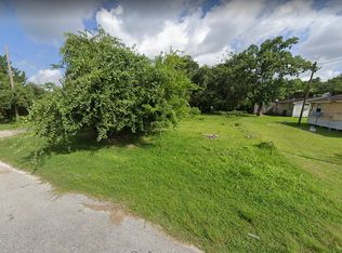 2028 Rosalee St, La Marque, TX 77568