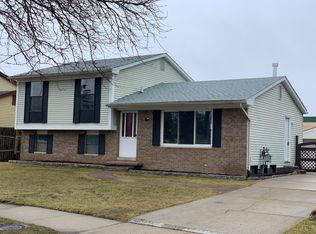 41427 Larimore Ln, Canton, MI 48187