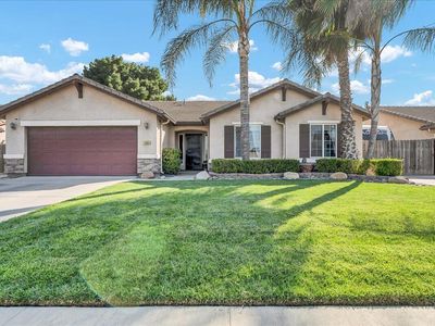 1995 W Tudor Lane, Hanford, CA, 93230