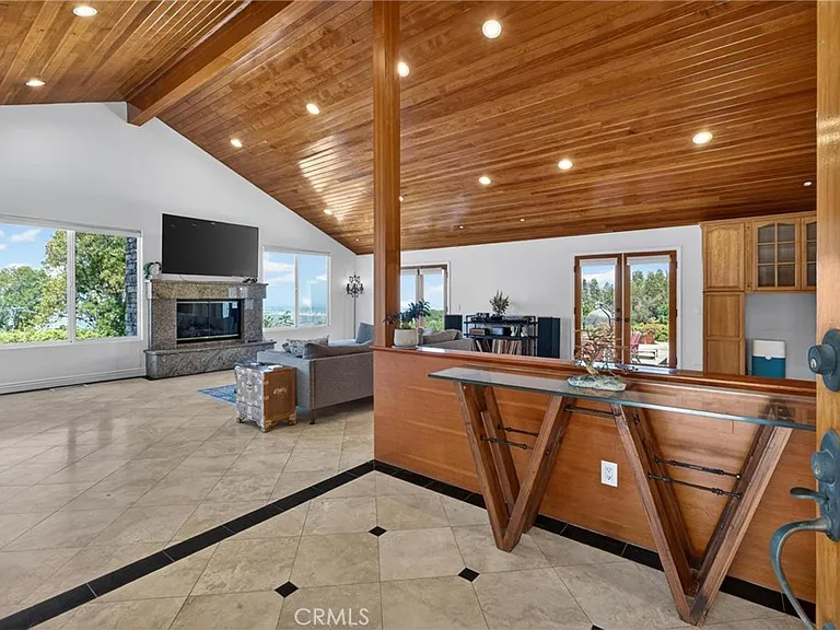 58 Eastfield Dr — Photo 4