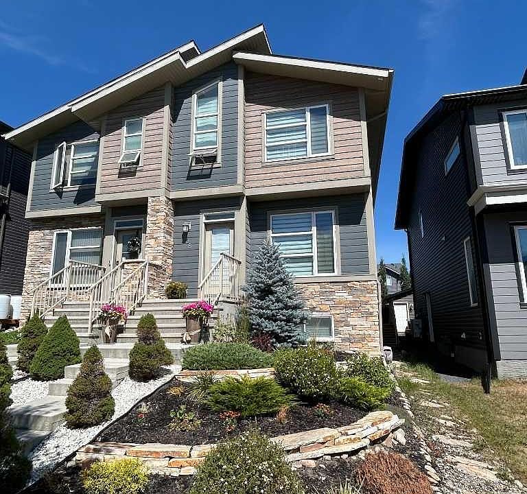 1st image of 38 Sage Bluff Gate NW