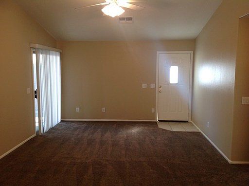 3rd image of 896 E Lovegrass Dr