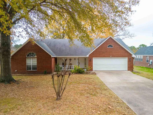 404 Galina St, Beebe, AR 72012