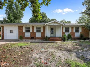 400 Winchester Rd, Jacksonville, NC 28546