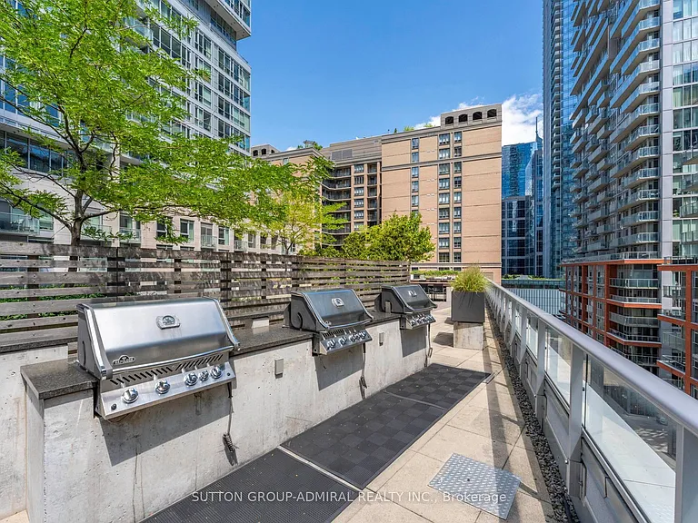 30 Nelson St #312 — Photo 36