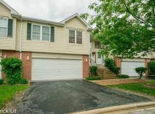 9206 W Pullman Ct, Mokena, IL 60448